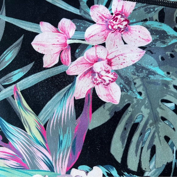 Tropical Print Leggings - Picture 9 of 11